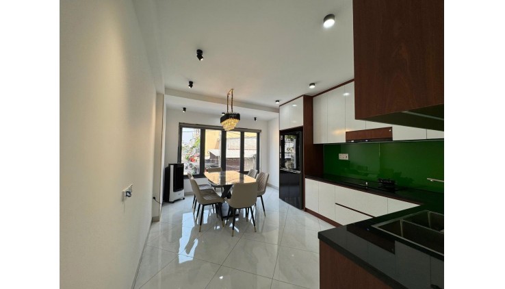 HẺM XE HƠI, NGAY BÌNH LONG, 21m2, NHÀ 2 TẦNG 2PN, SỔ ĐẸP GIÁ CHỈ HƠN 2 TỶ